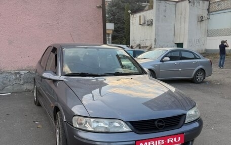 Opel Vectra B рестайлинг, 2000 год, 350 000 рублей, 2 фотография
