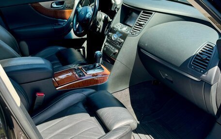 Infiniti QX70, 2015 год, 2 350 000 рублей, 6 фотография