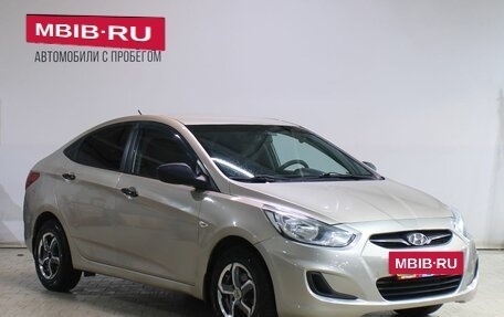 Hyundai Solaris II рестайлинг, 2013 год, 599 000 рублей, 3 фотография