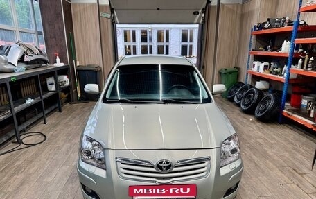Toyota Avensis III рестайлинг, 2007 год, 860 000 рублей, 2 фотография
