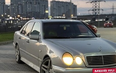 Mercedes-Benz E-Класс, 1997 год, 380 000 рублей, 1 фотография