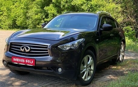 Infiniti FX II, 2012 год, 1 600 000 рублей, 1 фотография