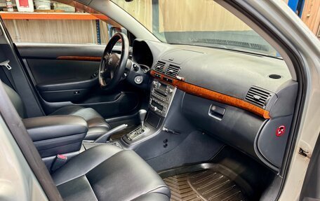 Toyota Avensis III рестайлинг, 2007 год, 860 000 рублей, 17 фотография