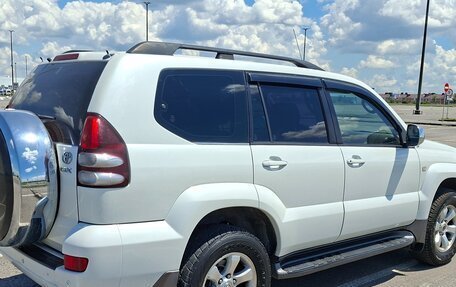 Toyota Land Cruiser Prado 120 рестайлинг, 2004 год, 1 800 000 рублей, 9 фотография