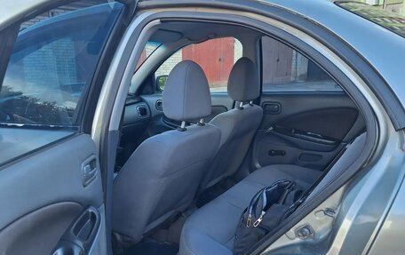 Nissan Almera, 2005 год, 290 000 рублей, 17 фотография