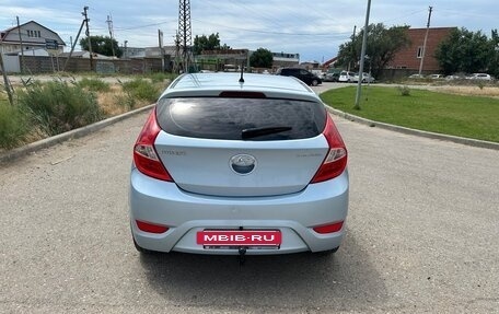Hyundai Solaris II рестайлинг, 2014 год, 950 000 рублей, 3 фотография