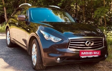 Infiniti FX II, 2012 год, 1 600 000 рублей, 2 фотография