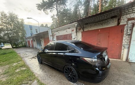 Hyundai Solaris II рестайлинг, 2013 год, 850 000 рублей, 5 фотография
