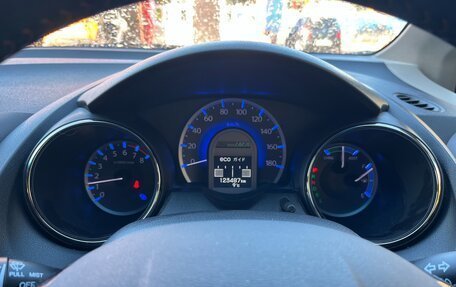 Honda Fit Shuttle I рестайлинг, 2011 год, 799 999 рублей, 15 фотография