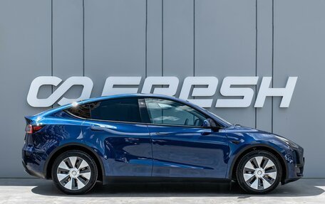 Tesla Model Y I, 2021 год, 4 490 000 рублей, 5 фотография