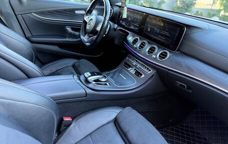 Mercedes-Benz E-Класс, 2016 год, 2 750 000 рублей, 16 фотография