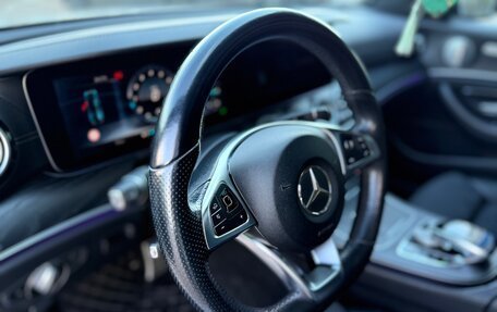 Mercedes-Benz E-Класс, 2016 год, 2 750 000 рублей, 22 фотография