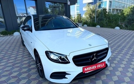 Mercedes-Benz E-Класс, 2016 год, 2 750 000 рублей, 3 фотография