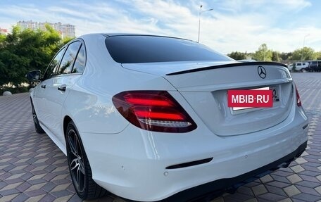 Mercedes-Benz E-Класс, 2016 год, 2 750 000 рублей, 9 фотография