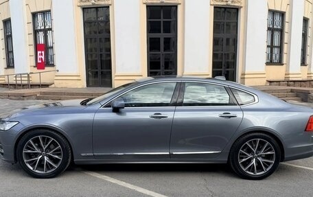 Volvo S90 II рестайлинг, 2020 год, 3 500 000 рублей, 5 фотография