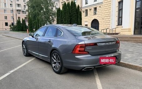 Volvo S90 II рестайлинг, 2020 год, 3 500 000 рублей, 4 фотография