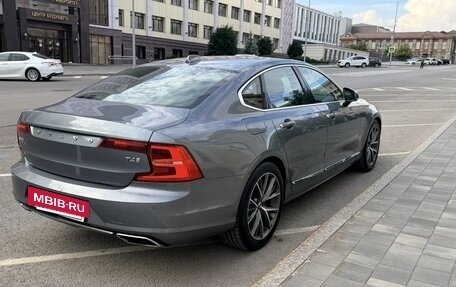 Volvo S90 II рестайлинг, 2020 год, 3 500 000 рублей, 2 фотография