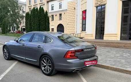 Volvo S90 II рестайлинг, 2020 год, 3 500 000 рублей, 6 фотография
