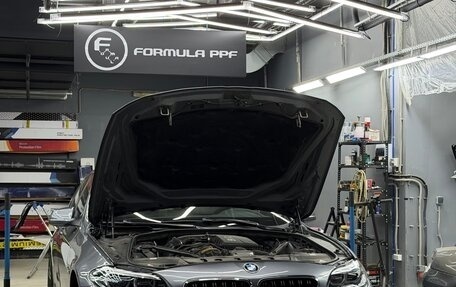 BMW 5 серия, 2010 год, 2 300 000 рублей, 3 фотография