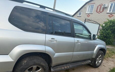 Toyota Land Cruiser Prado 120 рестайлинг, 2008 год, 2 250 000 рублей, 5 фотография