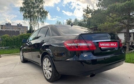 Mercedes-Benz E-Класс, 2010 год, 1 300 000 рублей, 9 фотография