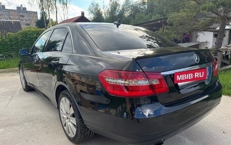 Mercedes-Benz E-Класс, 2010 год, 1 300 000 рублей, 8 фотография