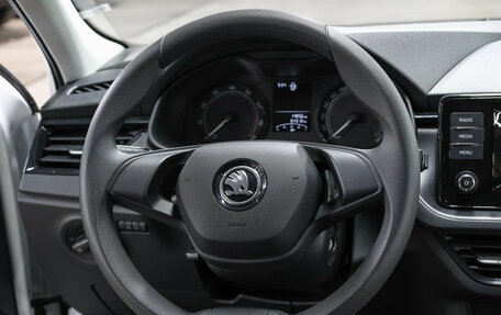 Skoda Rapid II, 2021 год, 1 749 000 рублей, 18 фотография