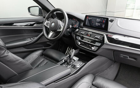 BMW 5 серия, 2020 год, 3 649 000 рублей, 10 фотография