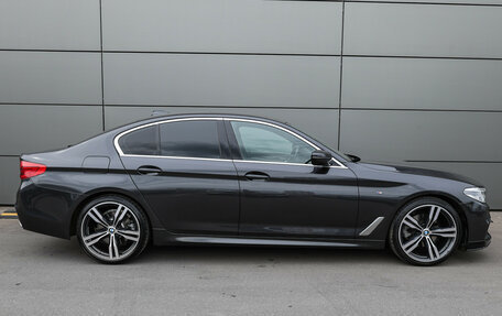 BMW 5 серия, 2020 год, 3 649 000 рублей, 3 фотография
