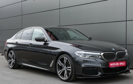 BMW 5 серия, 2020 год, 3 649 000 рублей, 2 фотография