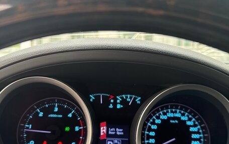 Toyota Land Cruiser 200, 2008 год, 3 350 000 рублей, 8 фотография