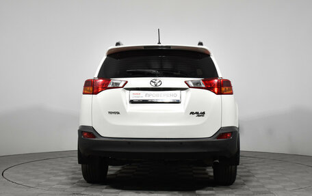 Toyota RAV4, 2015 год, 2 049 000 рублей, 5 фотография
