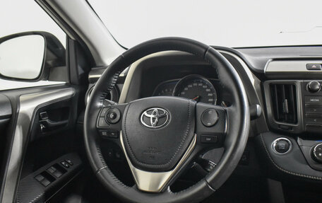 Toyota RAV4, 2015 год, 2 049 000 рублей, 15 фотография
