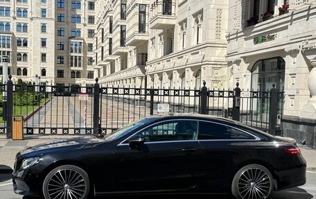 Mercedes-Benz E-Класс, 2019 год, 3 300 000 рублей, 2 фотография