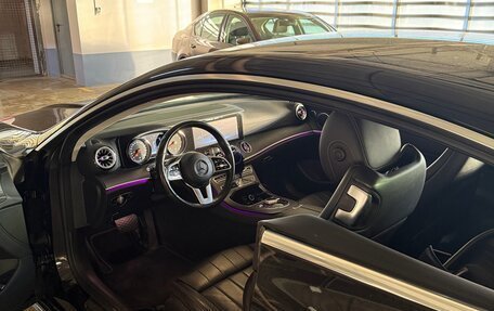 Mercedes-Benz E-Класс, 2019 год, 3 300 000 рублей, 5 фотография