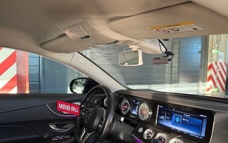 Mercedes-Benz E-Класс, 2019 год, 3 300 000 рублей, 6 фотография