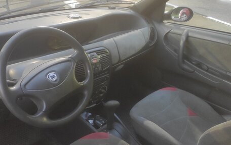 Lancia Ypsilon II (Type 843) рестайлинг, 2001 год, 160 000 рублей, 3 фотография