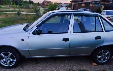 Daewoo Nexia I рестайлинг, 2010 год, 290 000 рублей, 5 фотография