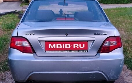 Daewoo Nexia I рестайлинг, 2010 год, 290 000 рублей, 4 фотография
