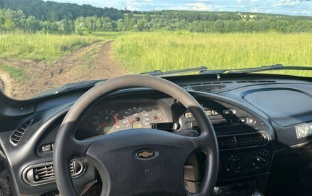 Chevrolet Niva I рестайлинг, 2003 год, 260 000 рублей, 7 фотография