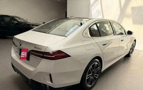 BMW 5 серия, 2025 год, 9 900 000 рублей, 4 фотография