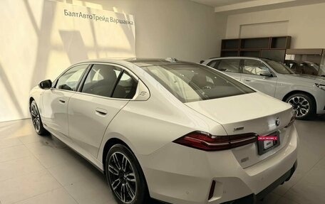 BMW 5 серия, 2025 год, 9 900 000 рублей, 6 фотография