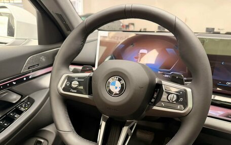 BMW 5 серия, 2025 год, 9 900 000 рублей, 14 фотография