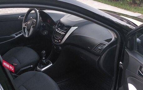 Hyundai Solaris II рестайлинг, 2013 год, 670 000 рублей, 8 фотография