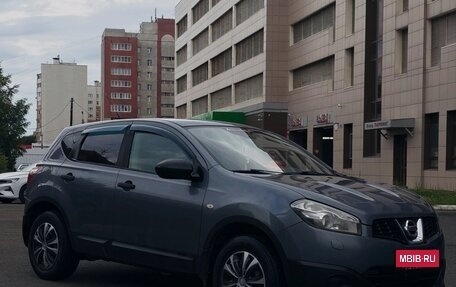 Nissan Qashqai, 2010 год, 800 000 рублей, 3 фотография
