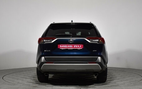 Toyota RAV4, 2019 год, 3 149 000 рублей, 7 фотография