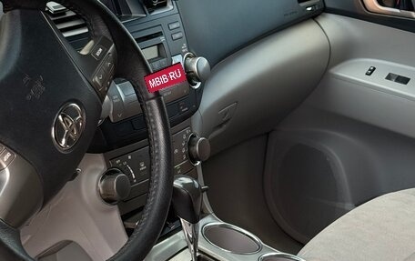 Toyota Highlander III, 2008 год, 1 650 000 рублей, 9 фотография