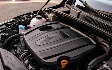 Geely Emgrand, 2024 год, 1 685 990 рублей, 12 фотография