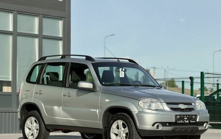 Chevrolet Niva I рестайлинг, 2015 год, 785 000 рублей, 4 фотография