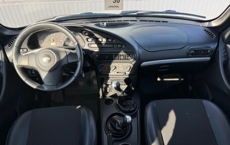 Chevrolet Niva I рестайлинг, 2015 год, 785 000 рублей, 11 фотография